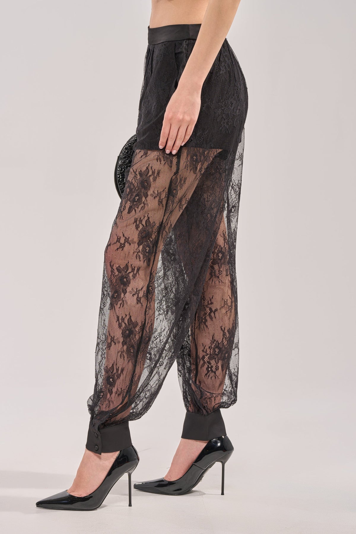 LACED IN LOVE LACE BALLOON PANT