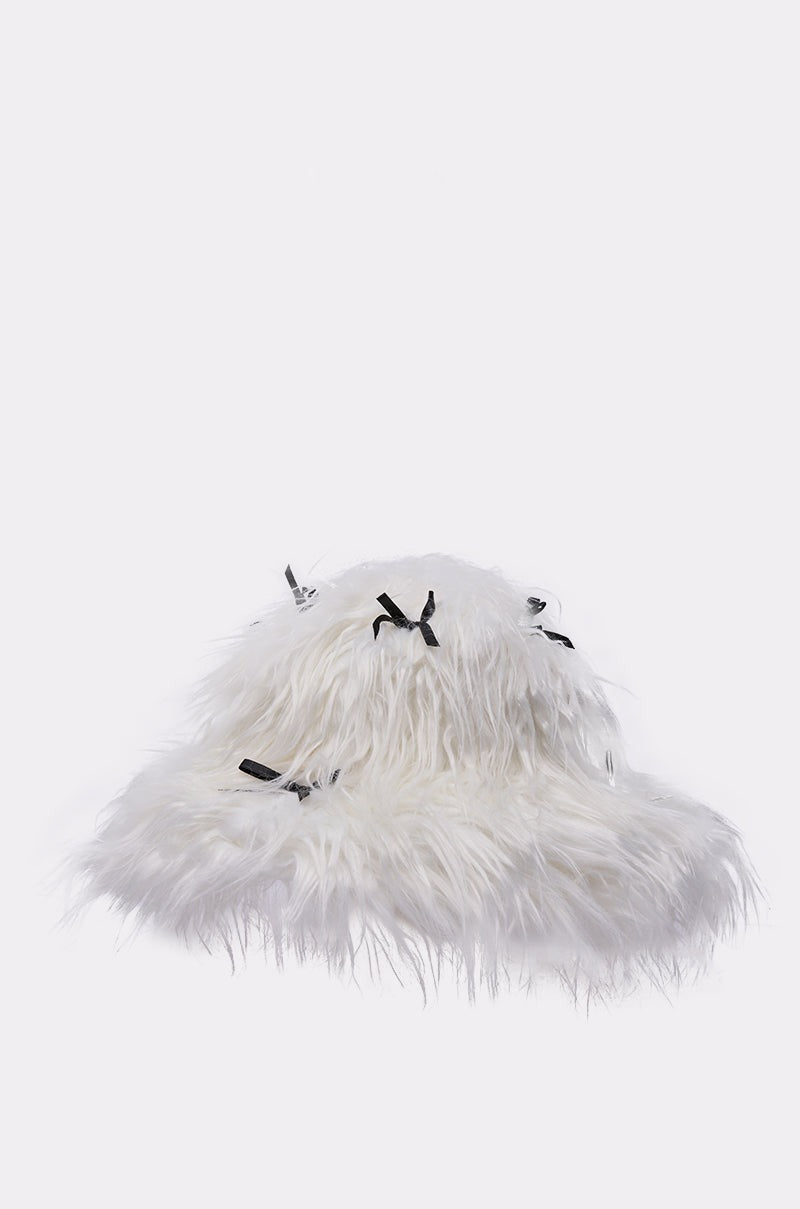 WITH A BOW FAUX FUR BUCKET HAT