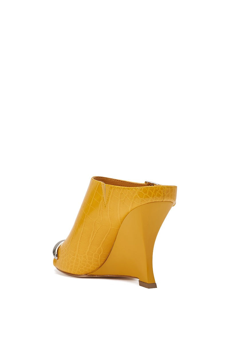 AKIRA GOLD GINO MUSTARD CROC WEDGE SANDAL