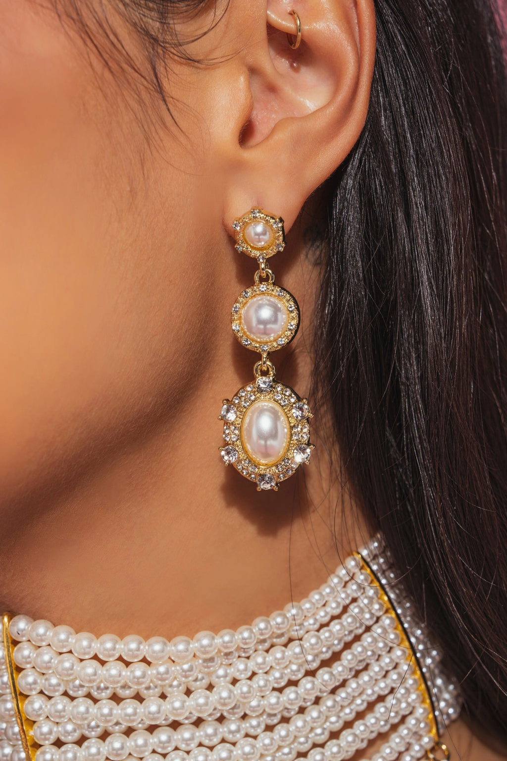 REGENCY EARRING