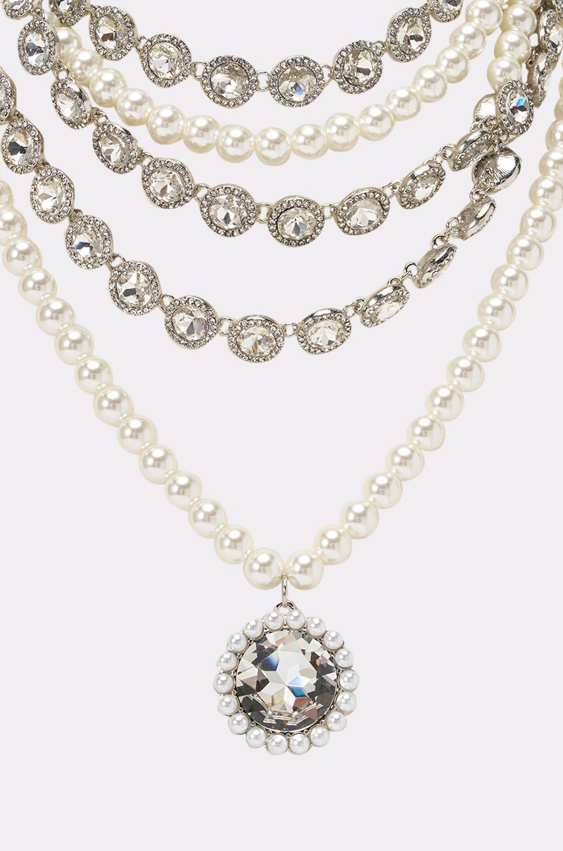 ARI NECKLACE