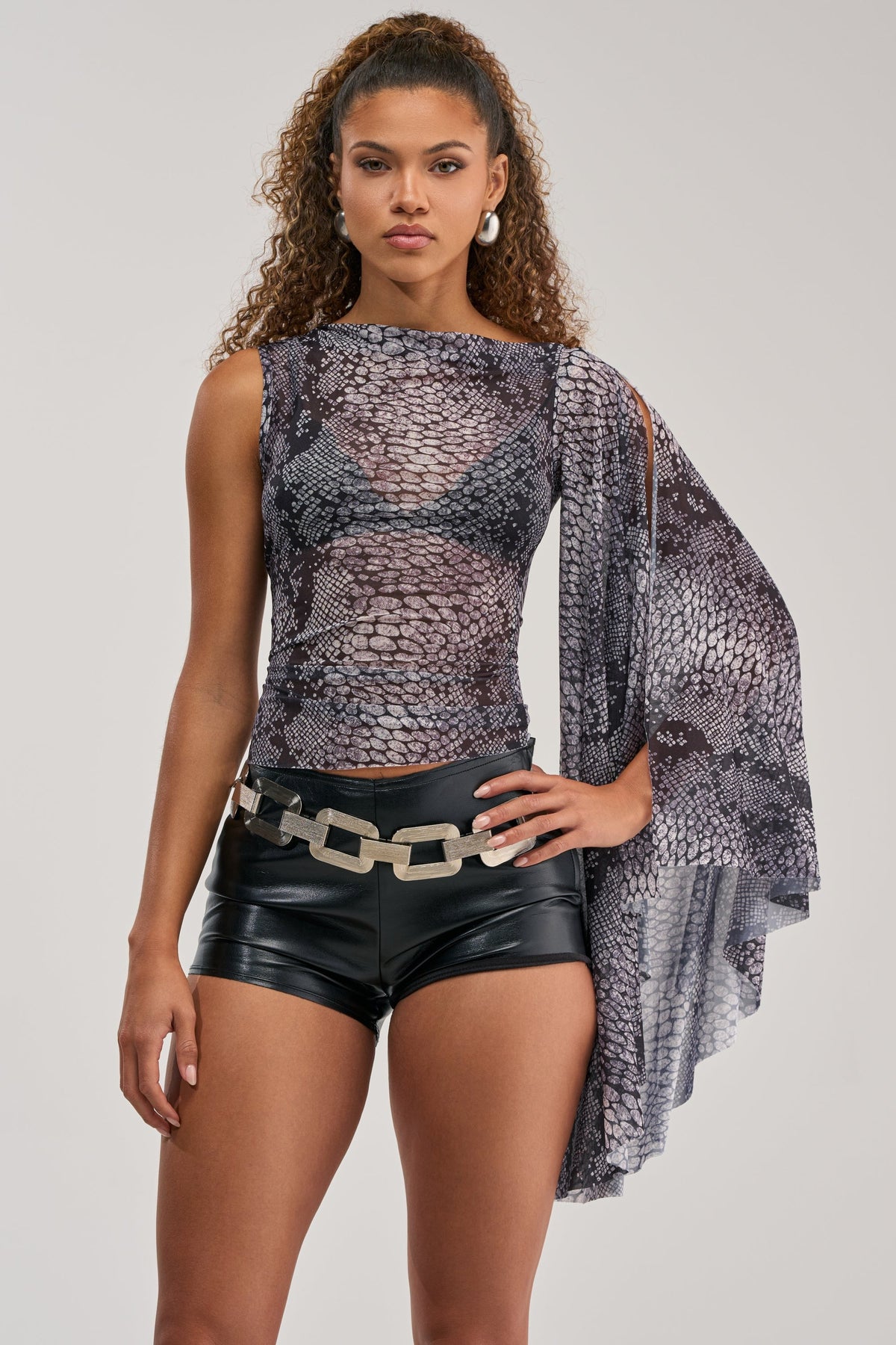SNAKEBITE ONE-SLEEVE TOP