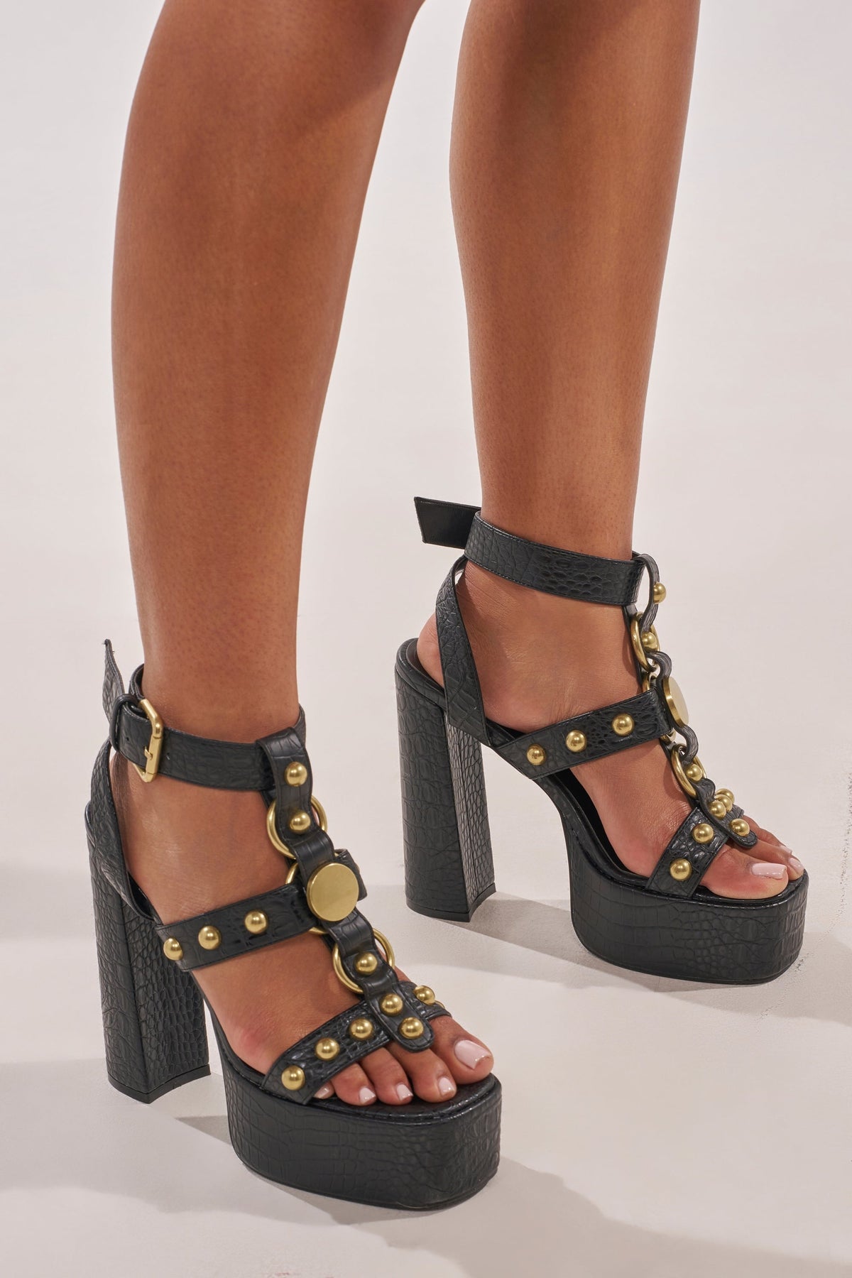 AZALEA WANG ELSU BLACK CROC EMBOSSED PLATFORM SANDAL