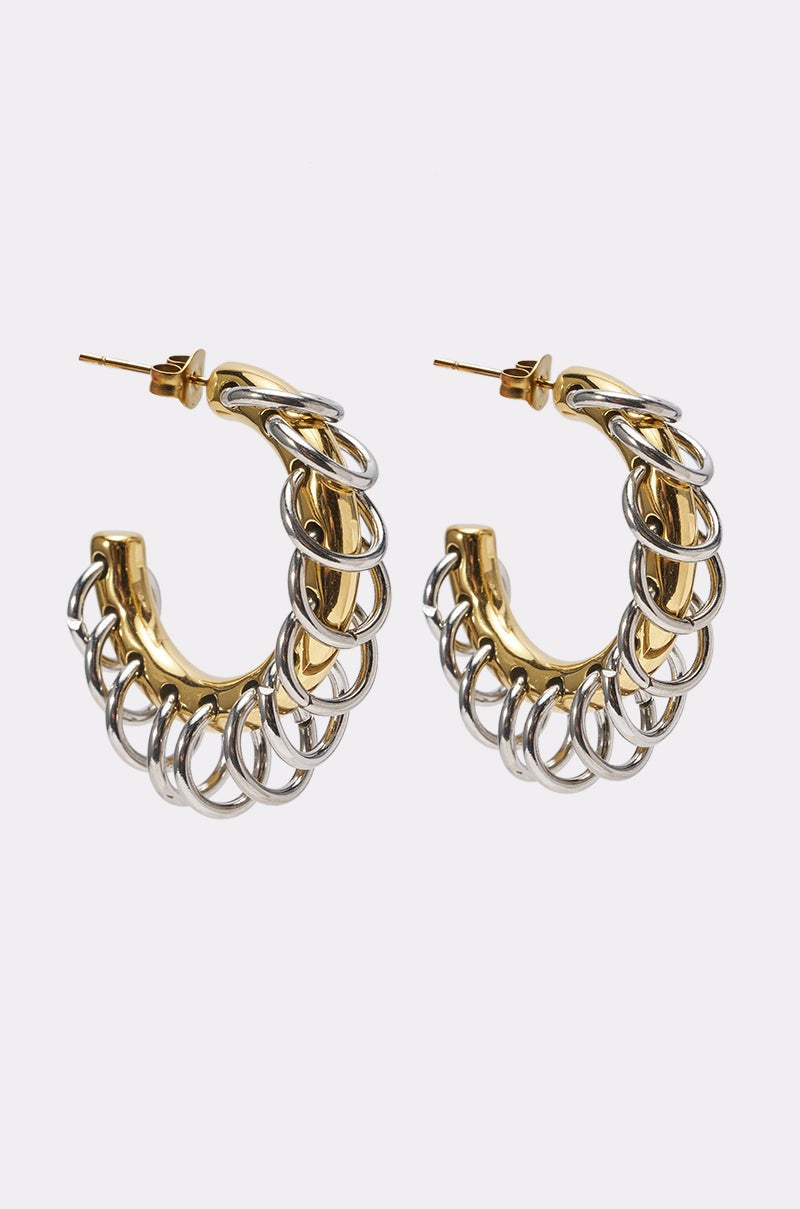 THATS CUTE HOOP EARRING