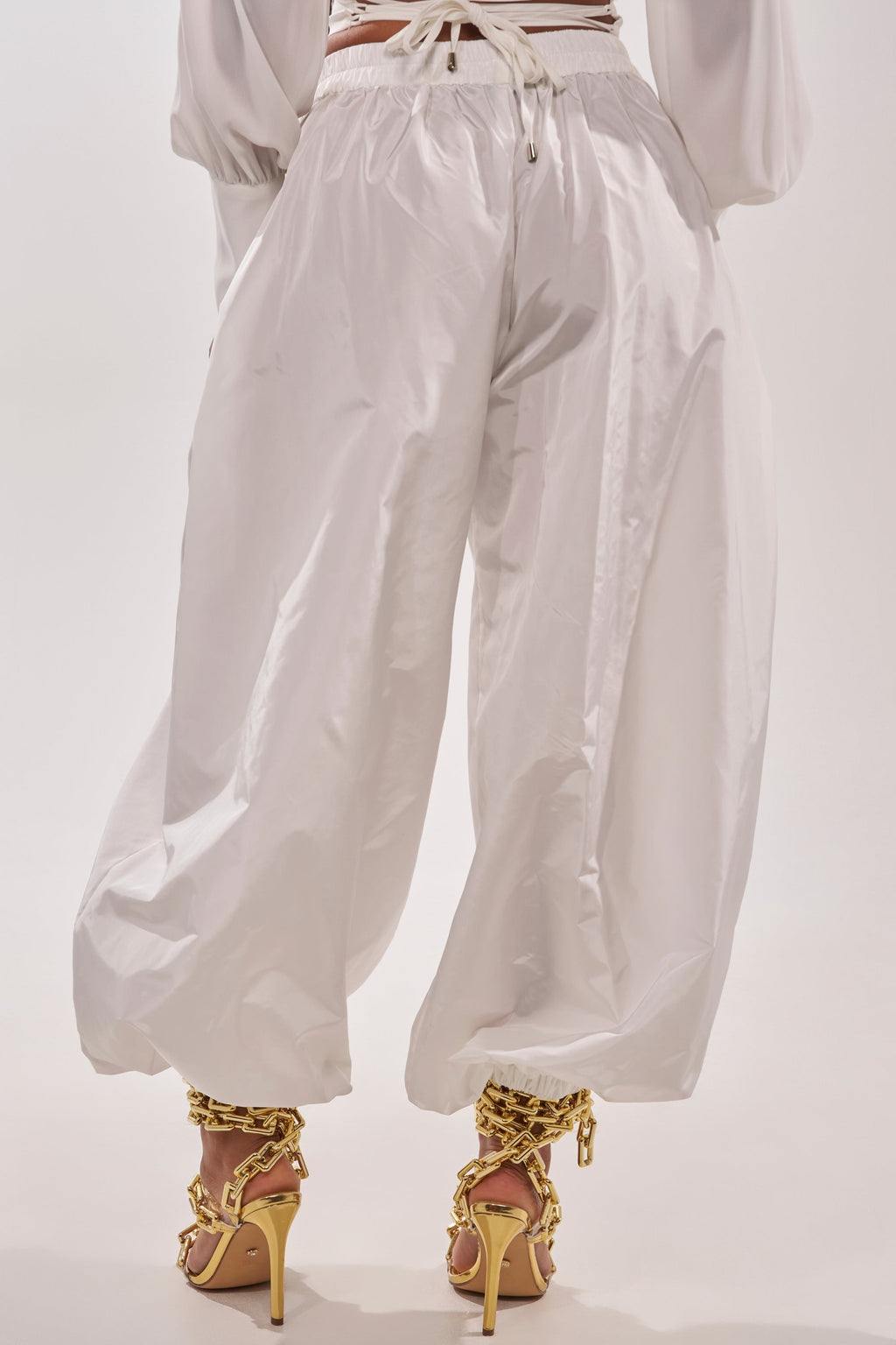 EFFORTLESS BALLOON PANT IN WHITE