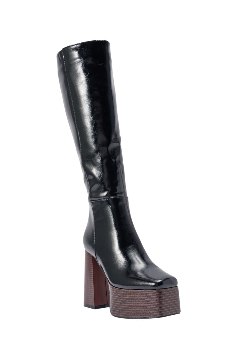 AZALEA WANG AUGUSTINE BLOCK HEEL BOOT IN BLACK