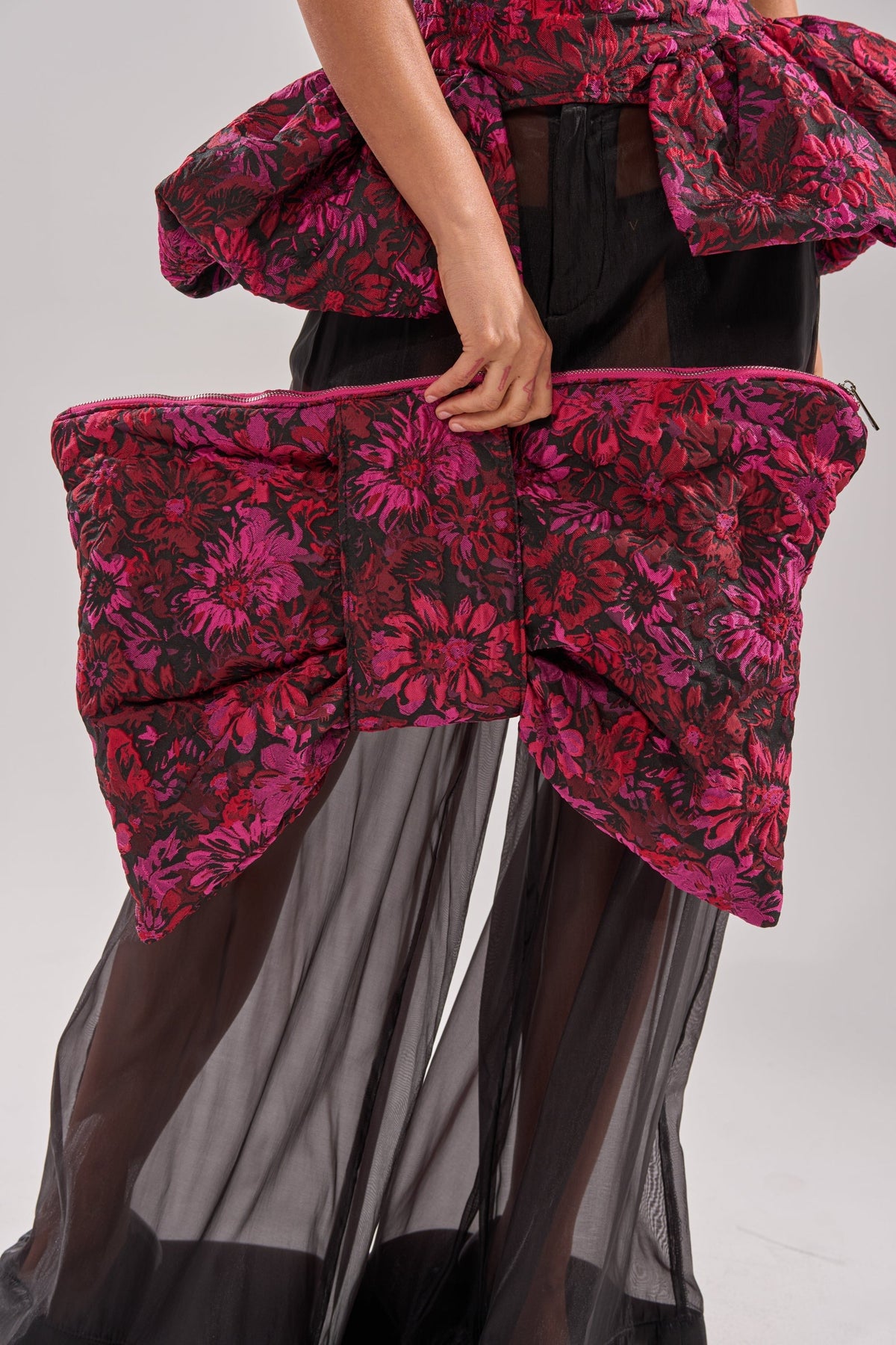 BOWTIFUL OVERSIZED CLUTCH