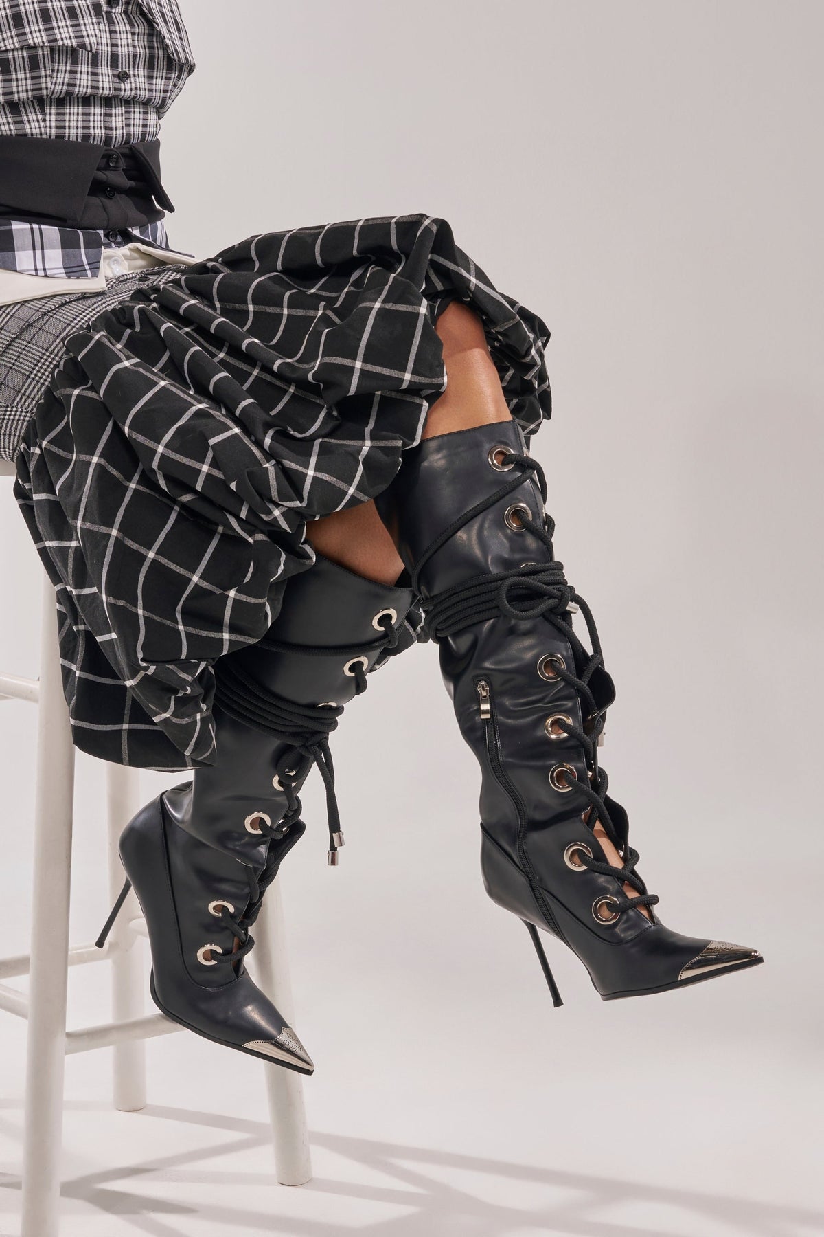 AKIRA GOLD PANTOUM BLACK PU HARDWARE BOOT