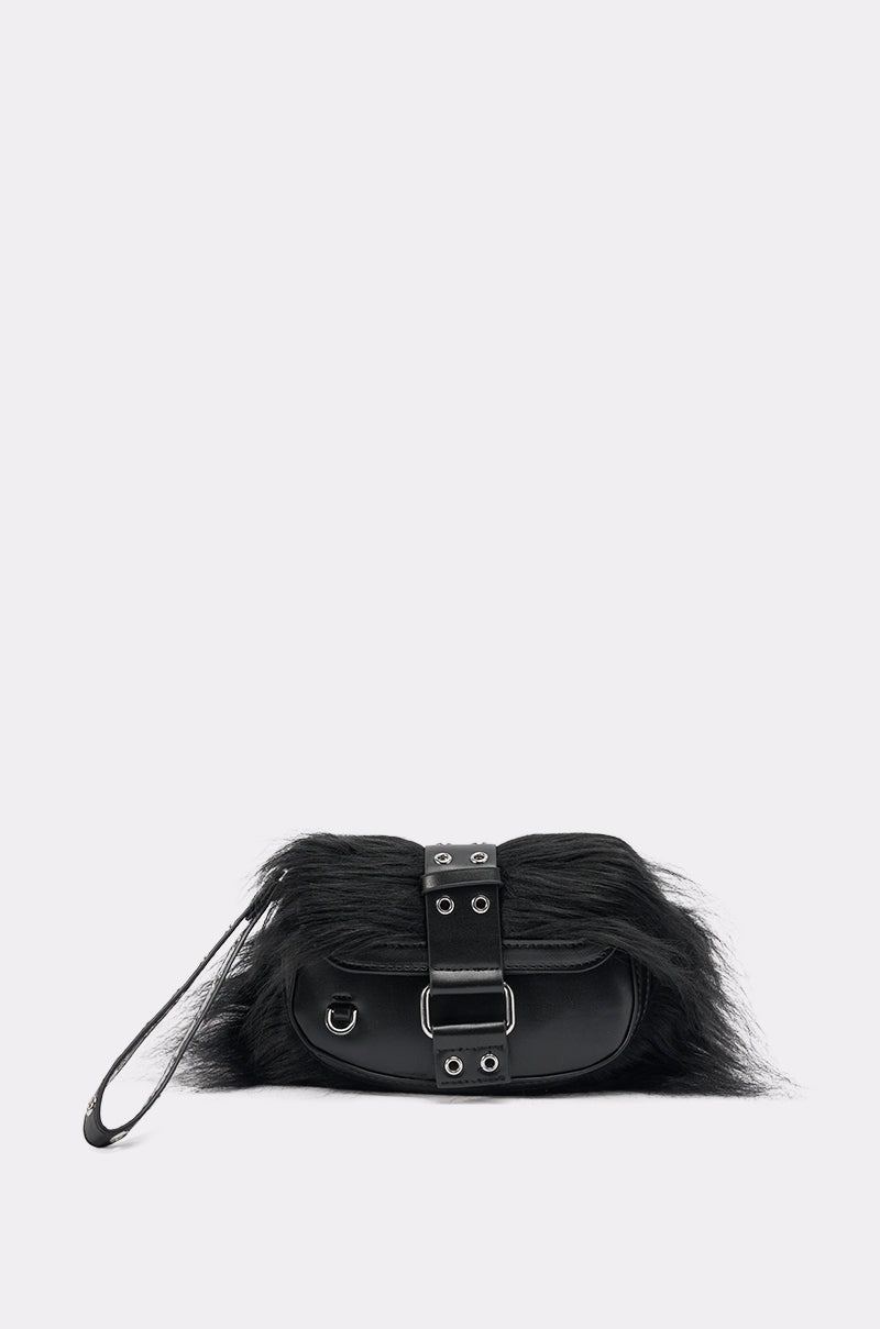 ON THE TOWN WRISTLET