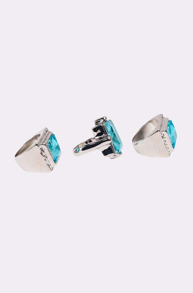 OUTTA THE BOX RING SET