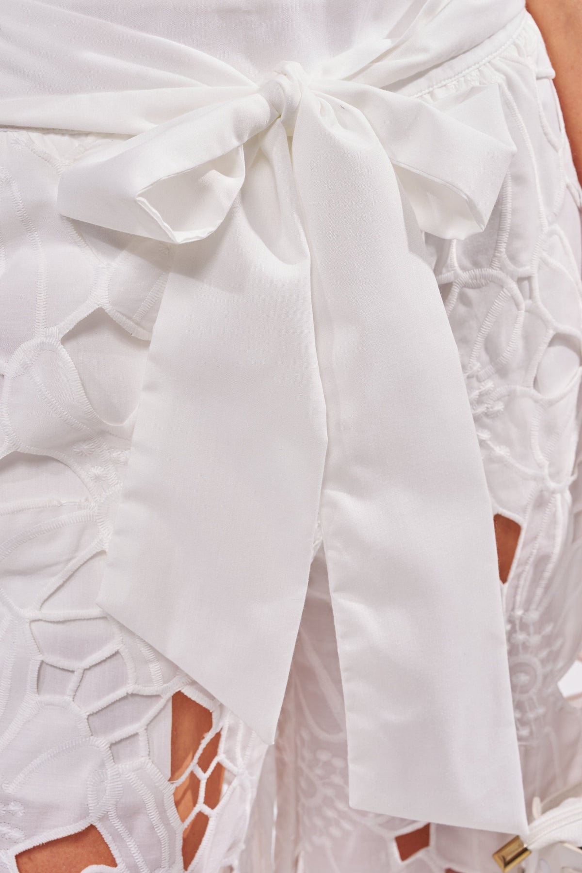 DOLLY FLORAL PALAZZO PANT IN WHITE
