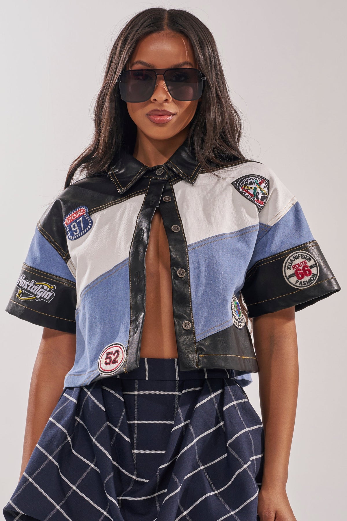 GUESS WHAT STRIPE SHORT SLEEVE BUTTON DOWN