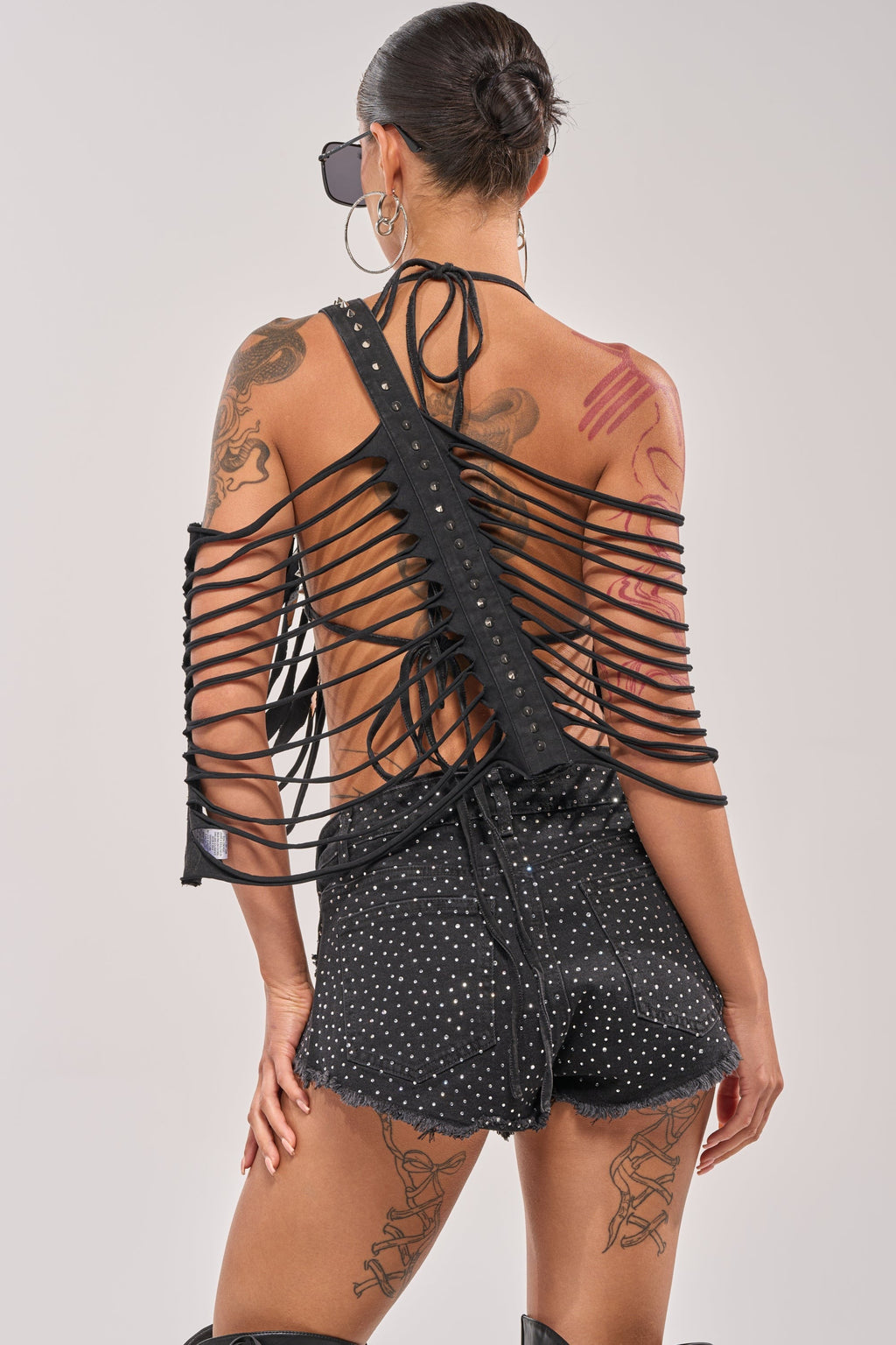CHELLA DISTRESSED TOP