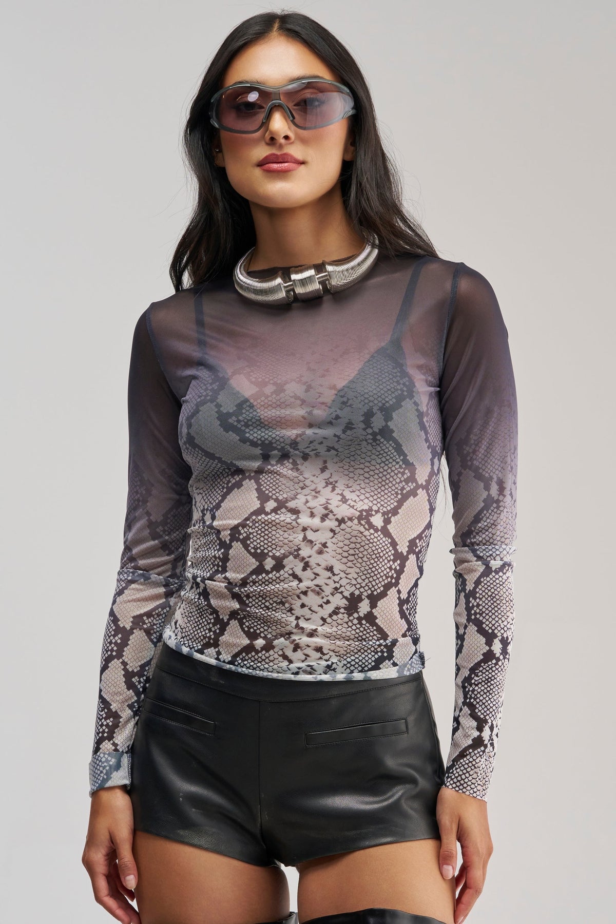 SNAKE EYES OMBRE MESH LONG SLEEVE TOP