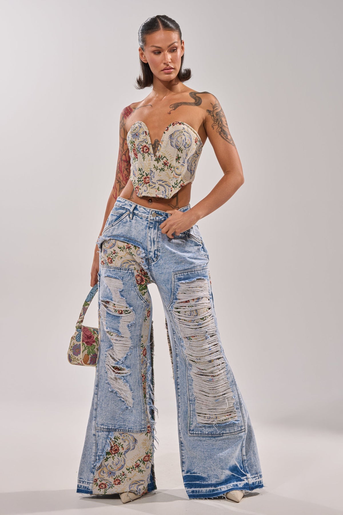 LANA DISTRESSED JEANS WITH JACQUARD DETAIL