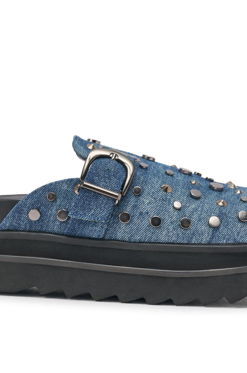 AKIRA GOLD BILLIANNA DENIM FLAT CLOG WITH HARDWARE