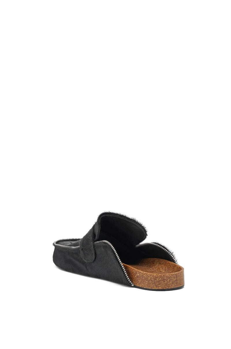 AZALEA WANG LIMERICK BLACK METAL EMBELLISHMENT FLAT