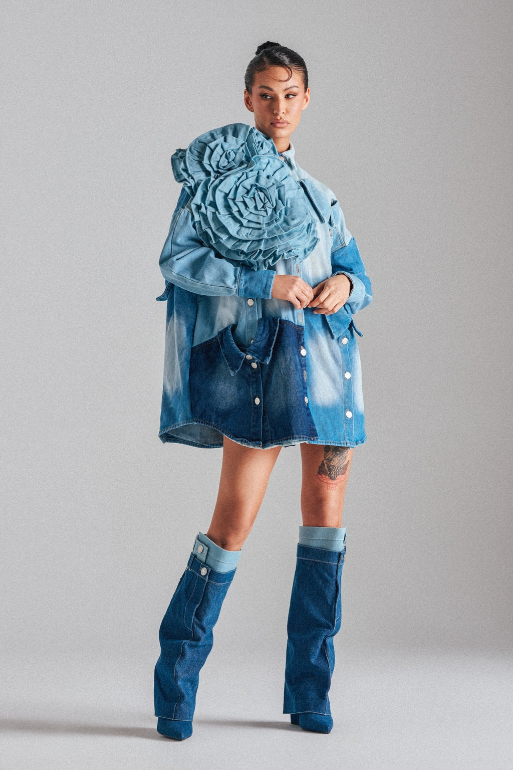 SO FINE DENIM BROOCH