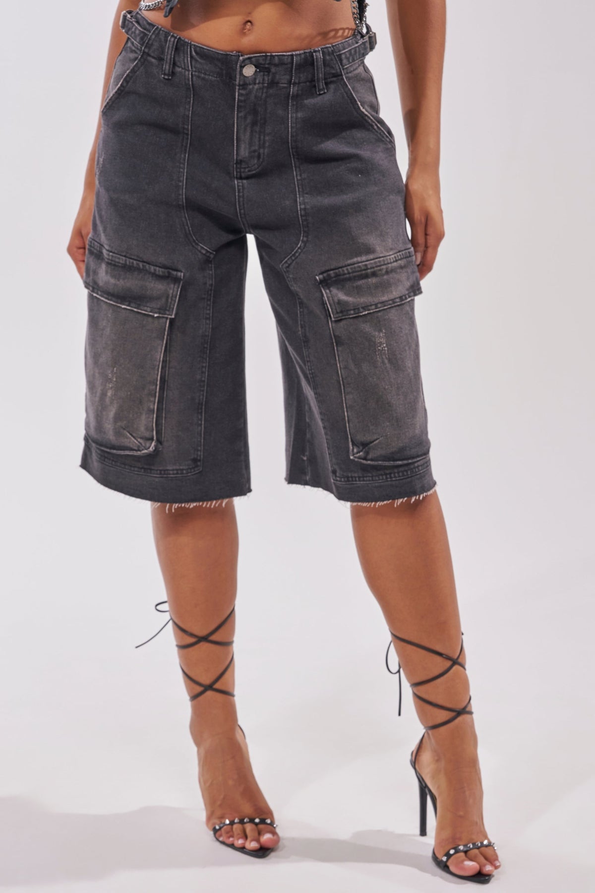 LANA DENIM JORT IN BLACK WASH DENIM