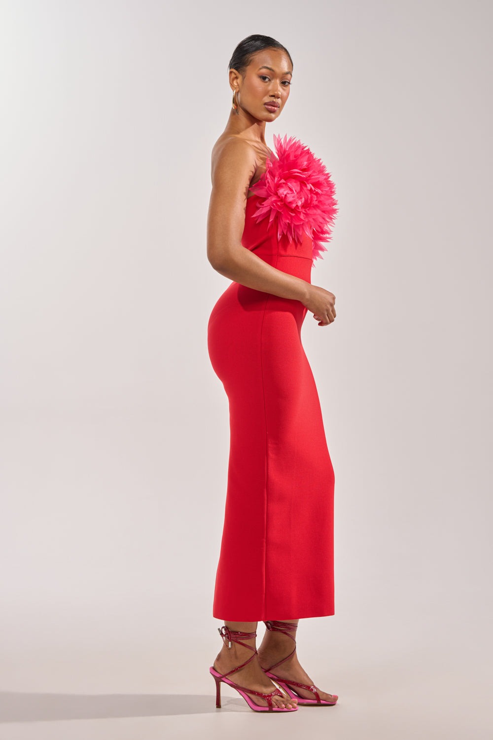 HEART ON MY SLEEVE BANDAGE MIDI DRESS