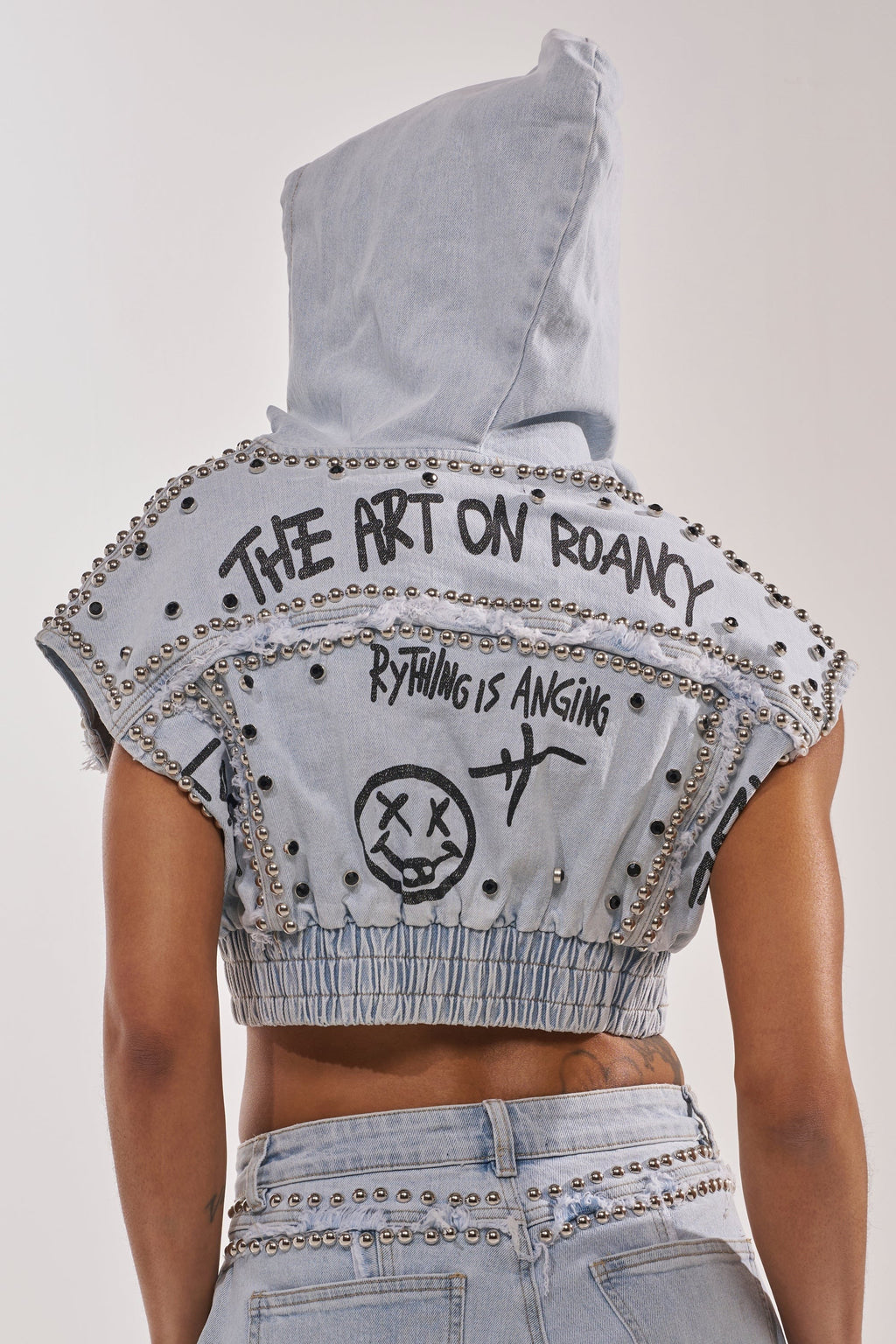 GET INTO THE RHYTHM CROP HOODIE