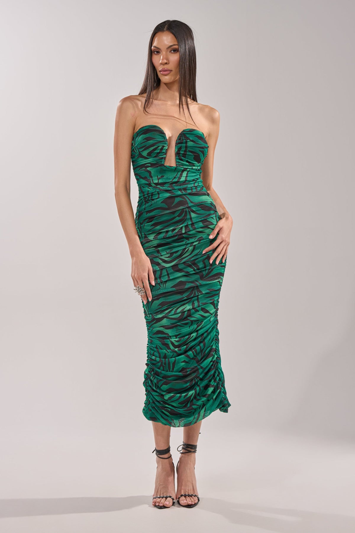 DAY OUT STRAPLESS PRINT MIDI DRESS