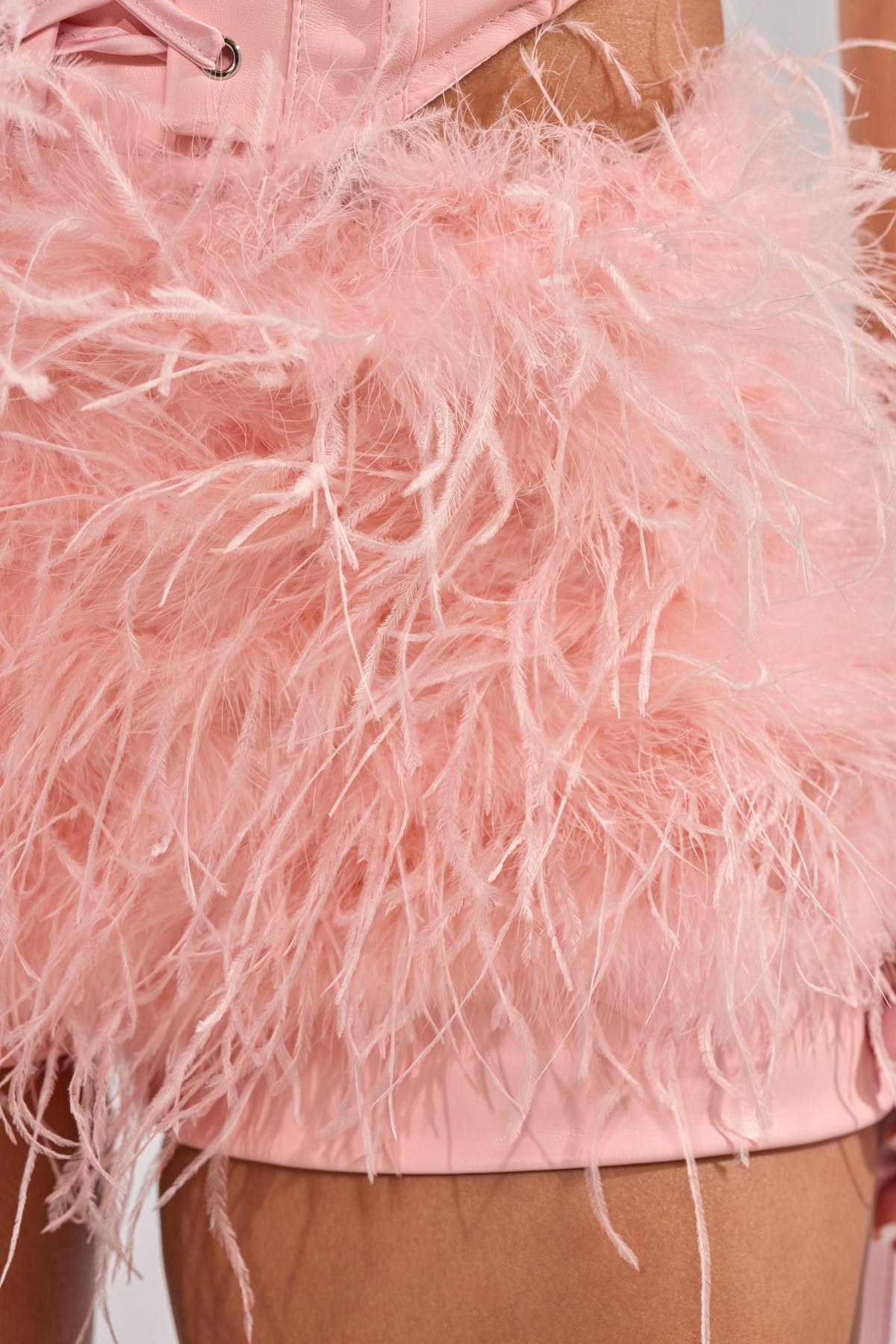 STAR OF THE NIGHT PINK FEATHER SHORT