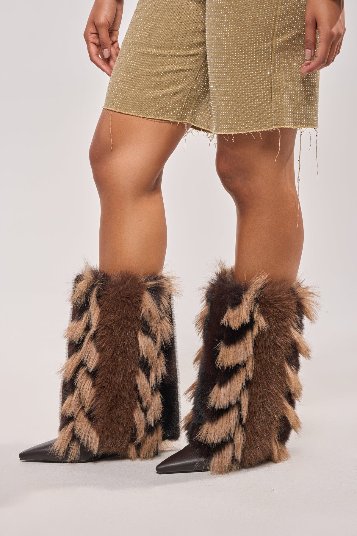AZALEA WANG BRIASH ESPRESSO FUR WEDGE BOOTIE