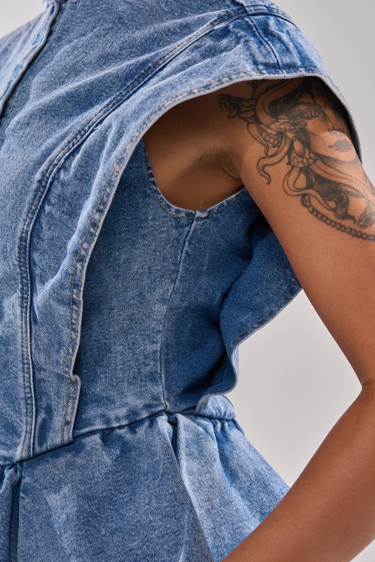 DONT PLAY WITH MY HEART DENIM BLOUSE