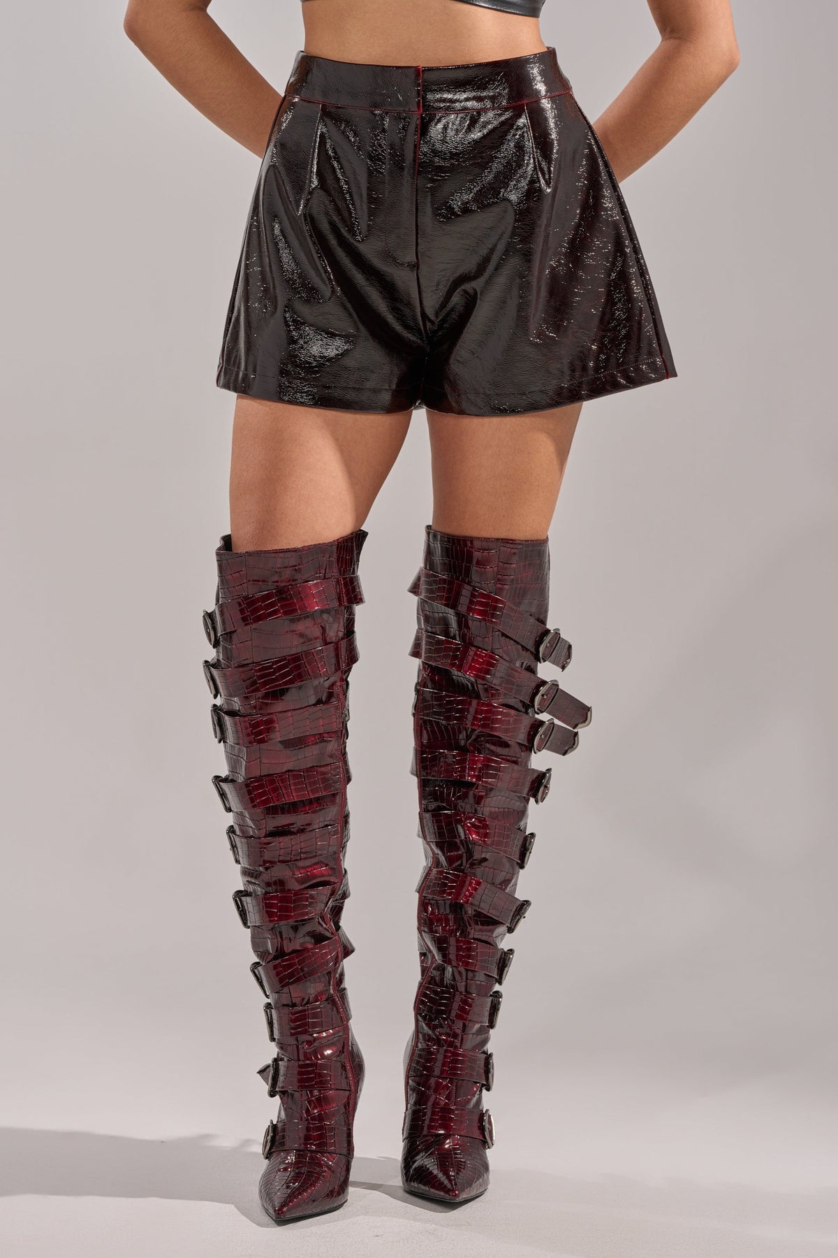 OH HOT DAMN FAUX LEATHER SHORT