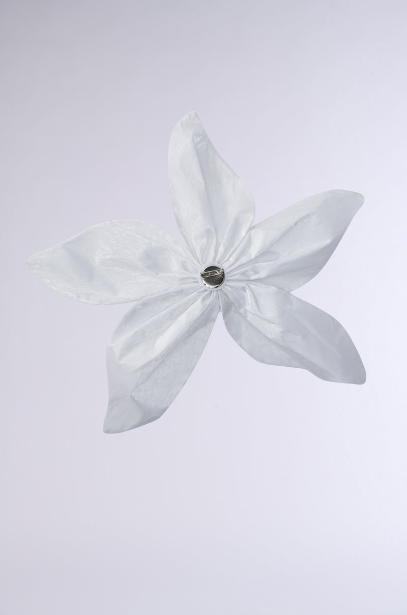FLOWER BLOOM BROOCH