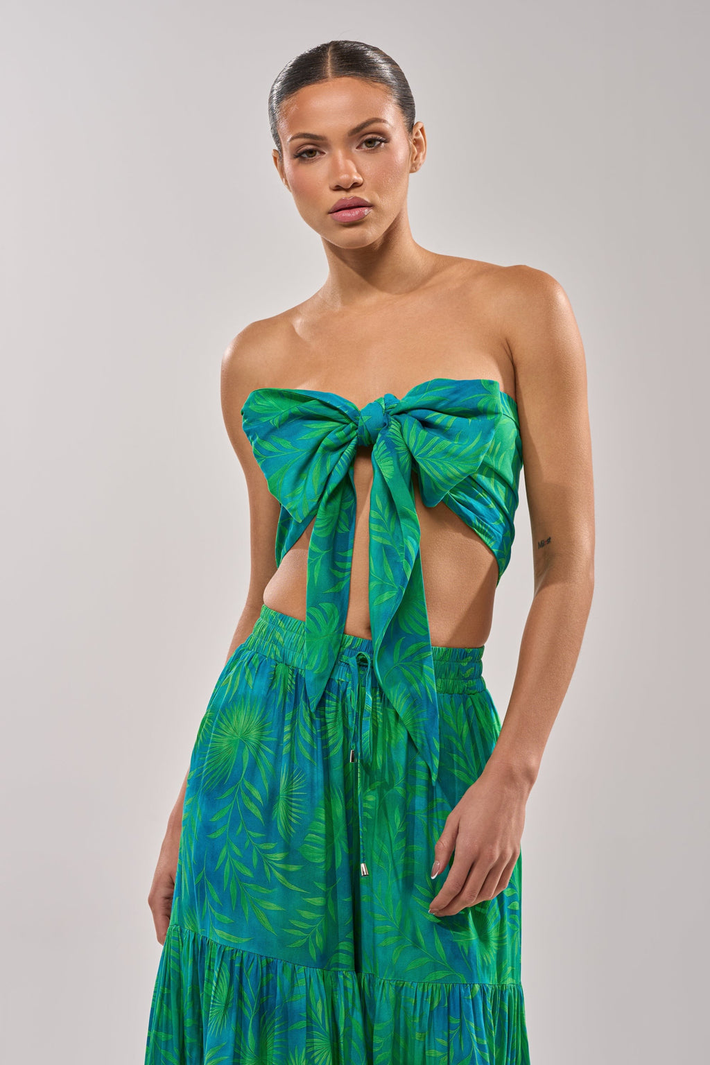 INTO THE GARDEN BRALETTE IN GREEN