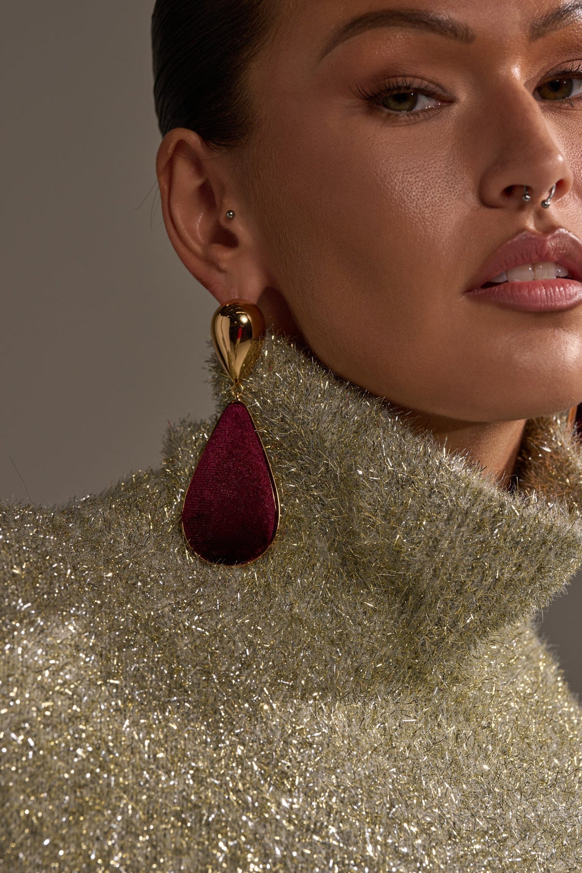 THAT GURL EARRING