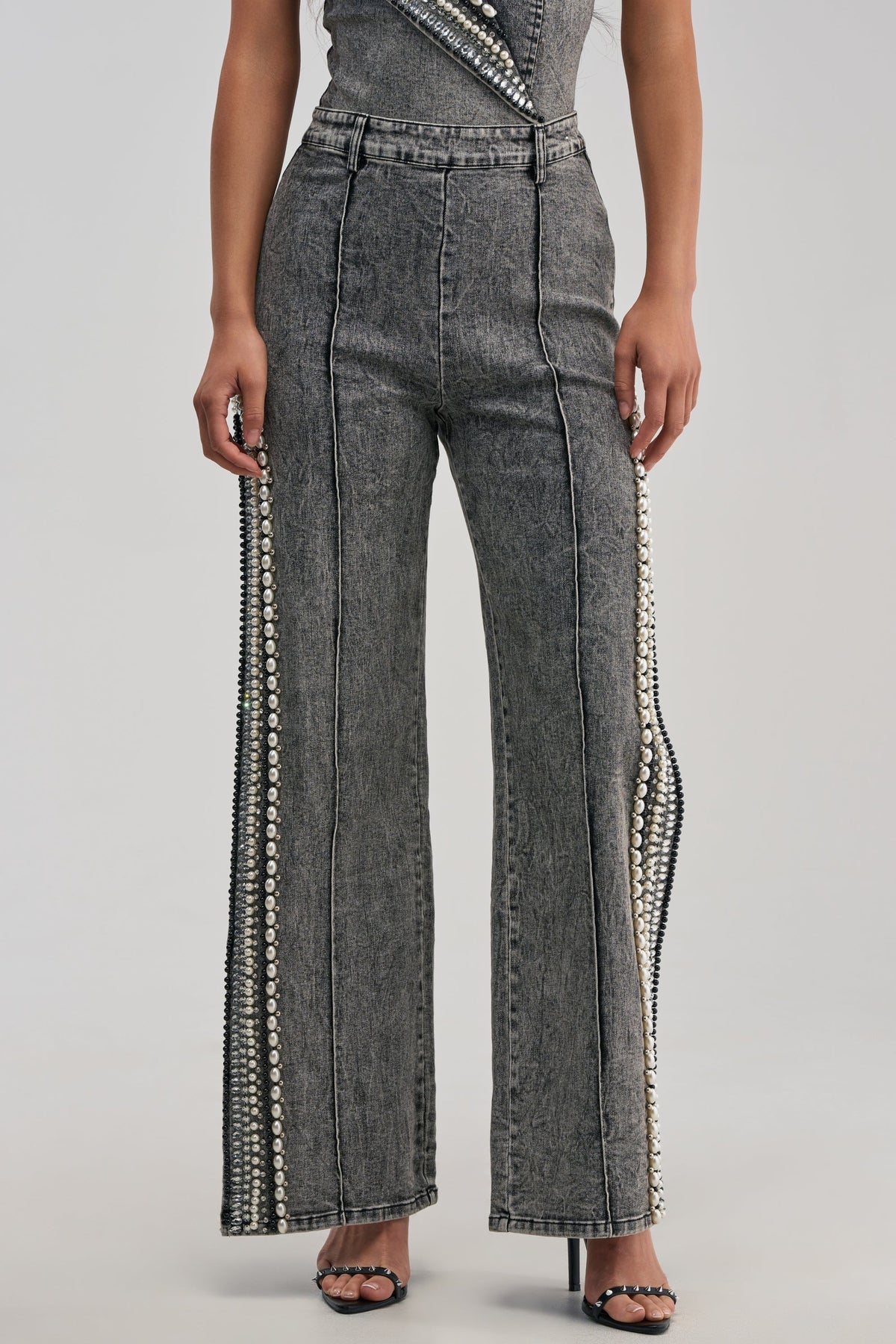 LUXURIOUS DENIM PANTS WITH SIDE SLITS IN GREY