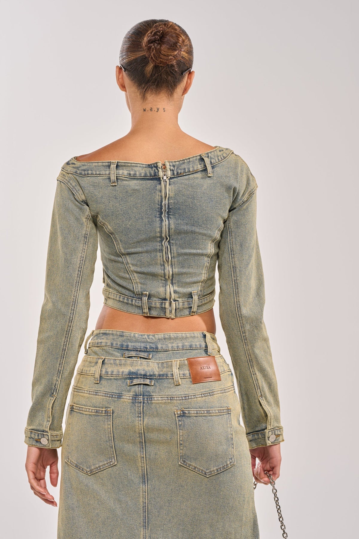 BIG STEPPER DENIM BLOUSE