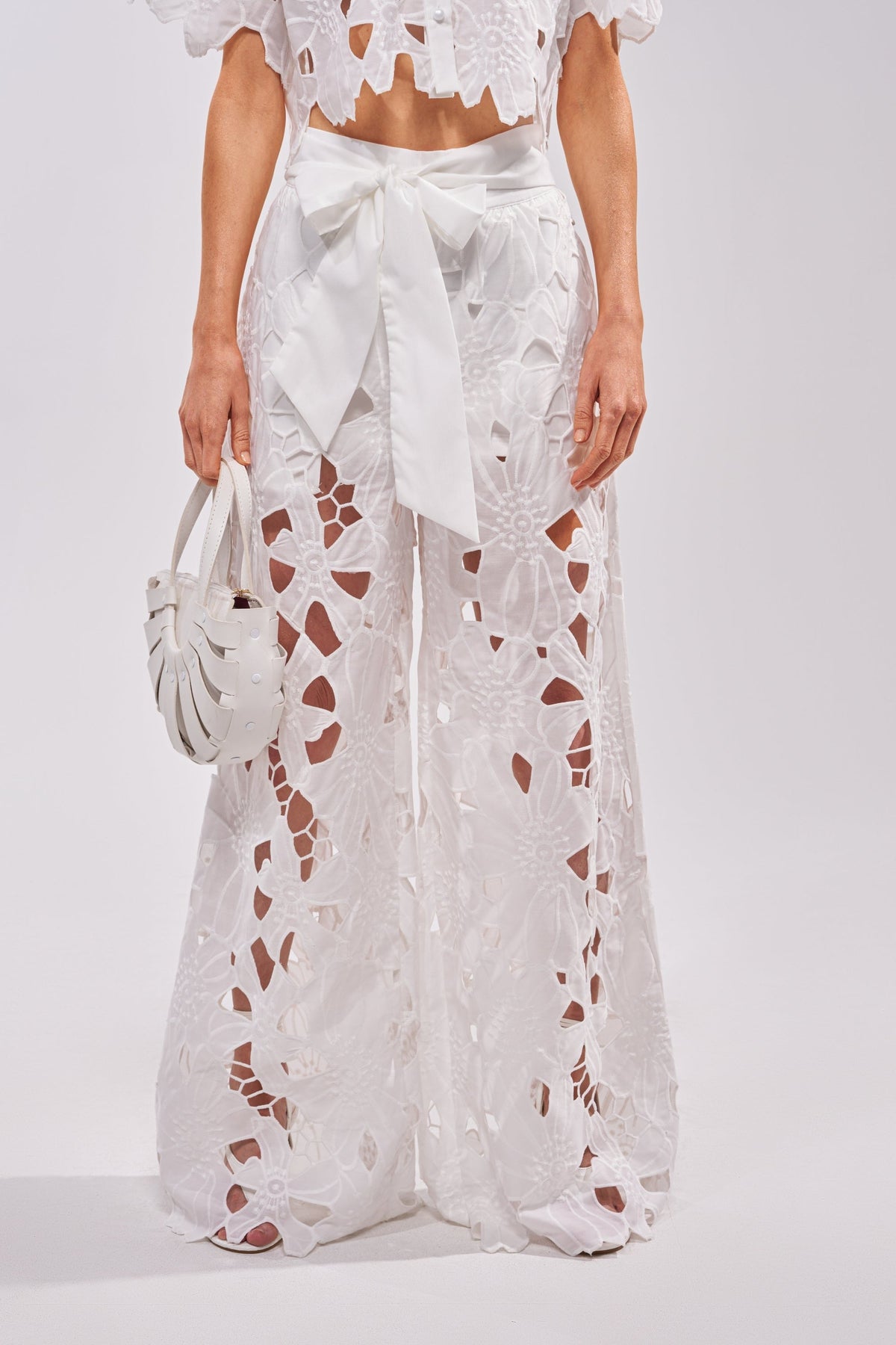 DOLLY FLORAL PALAZZO PANT IN WHITE