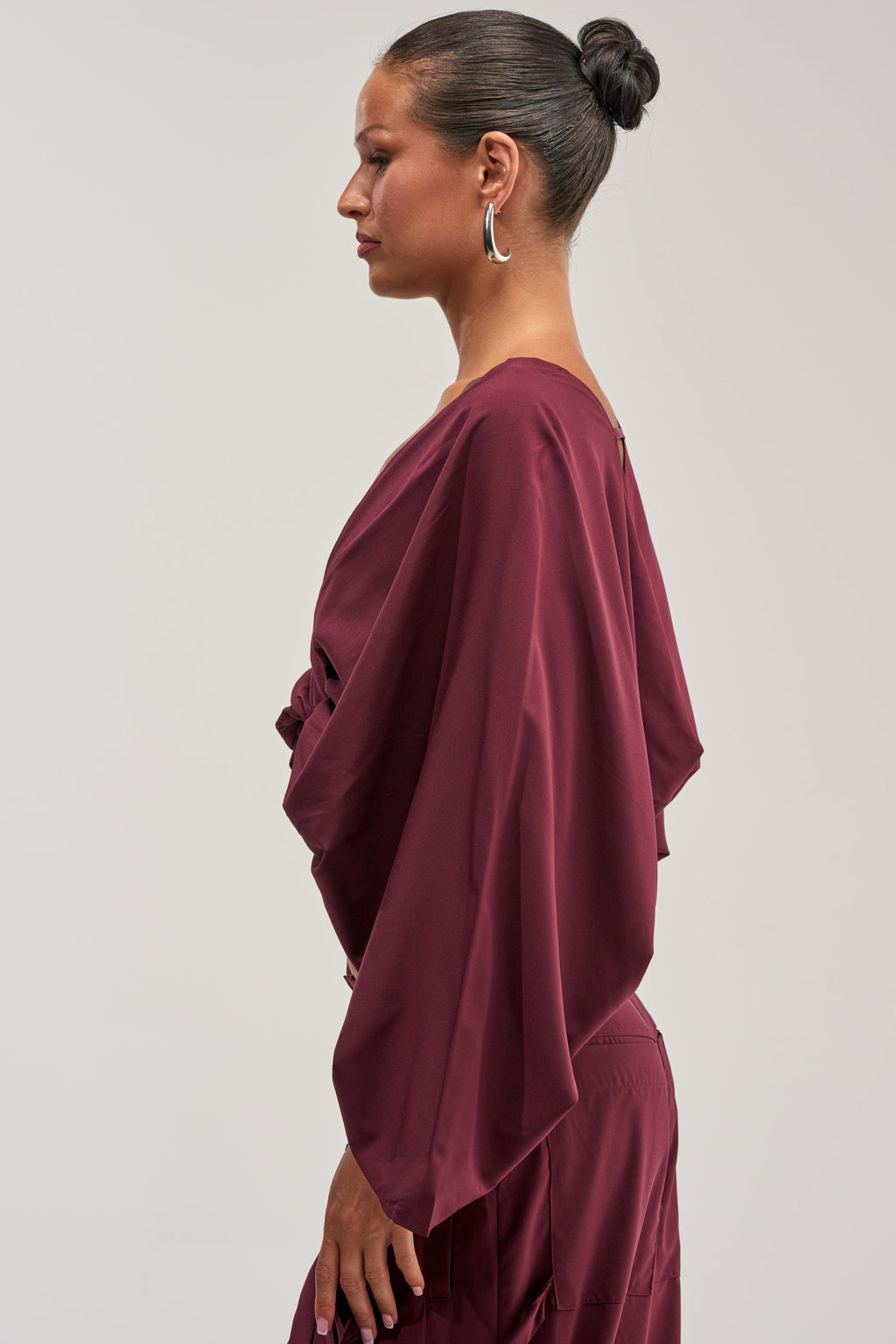 TALK ABOUT ME BLOUSE IN DEEP BURGUNDY