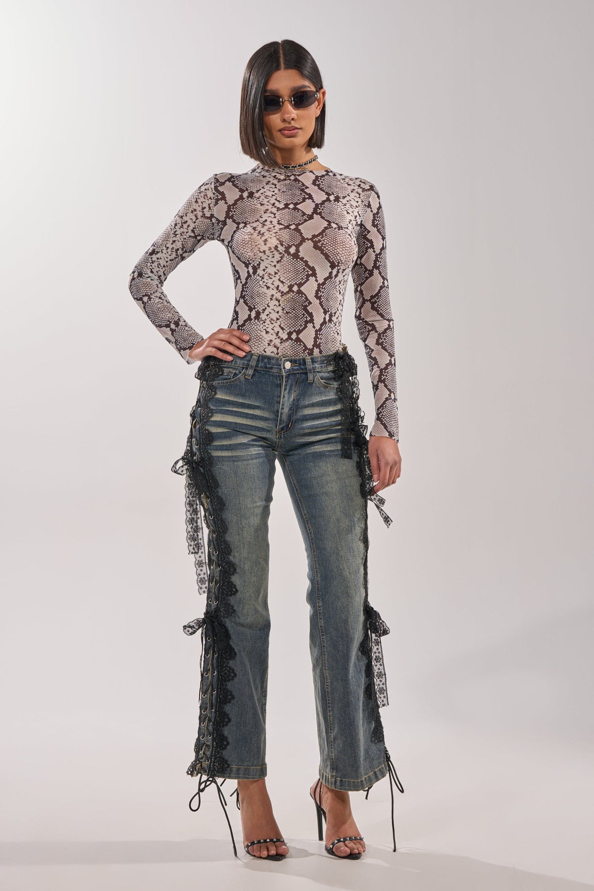 OMBRE SNAKE LONG SLEEVE MESH TOP IN GREY MULTI