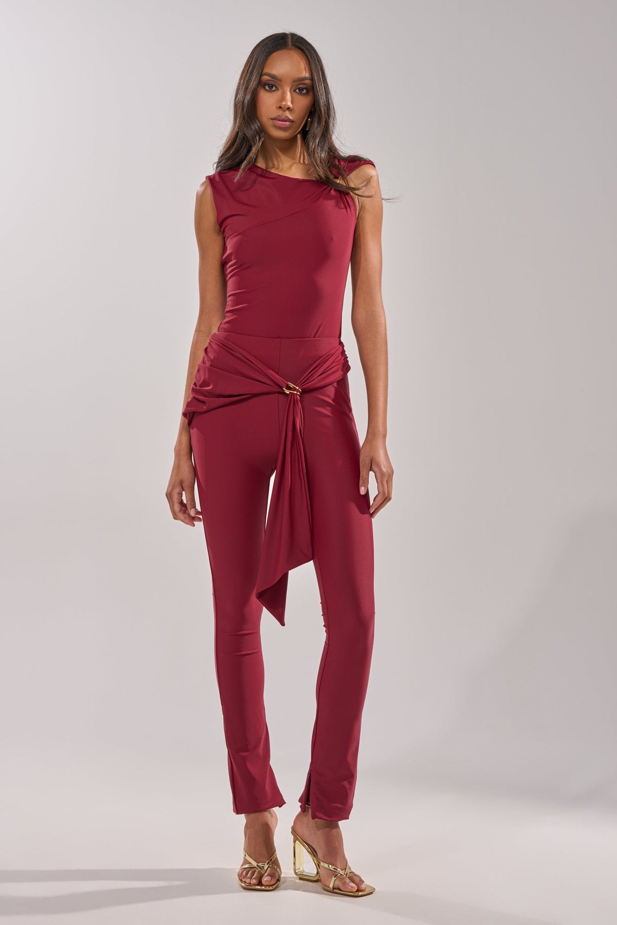 IZZY SEAMLESS BODYSUIT IN BURGUNDY
