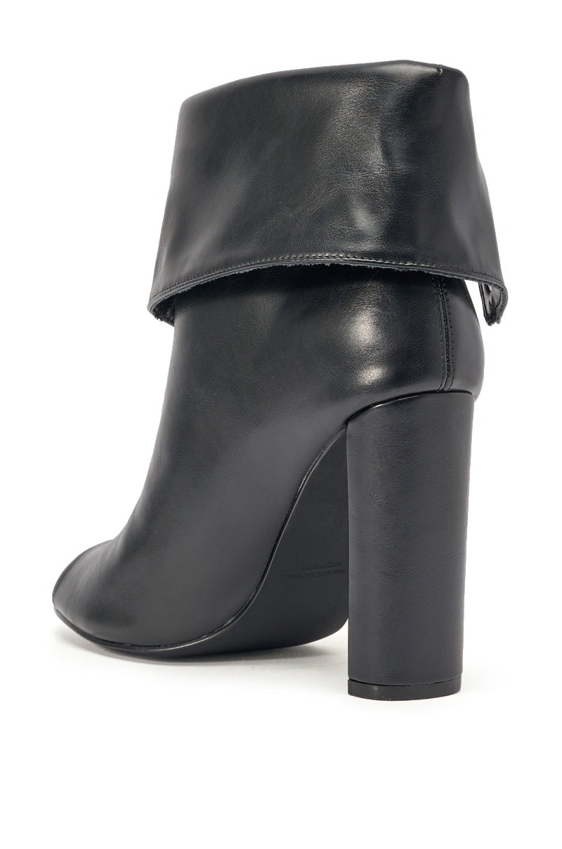 YANIX BLACK PU SILVER HARDWARE CHUNKY HEEL BOOTIE
