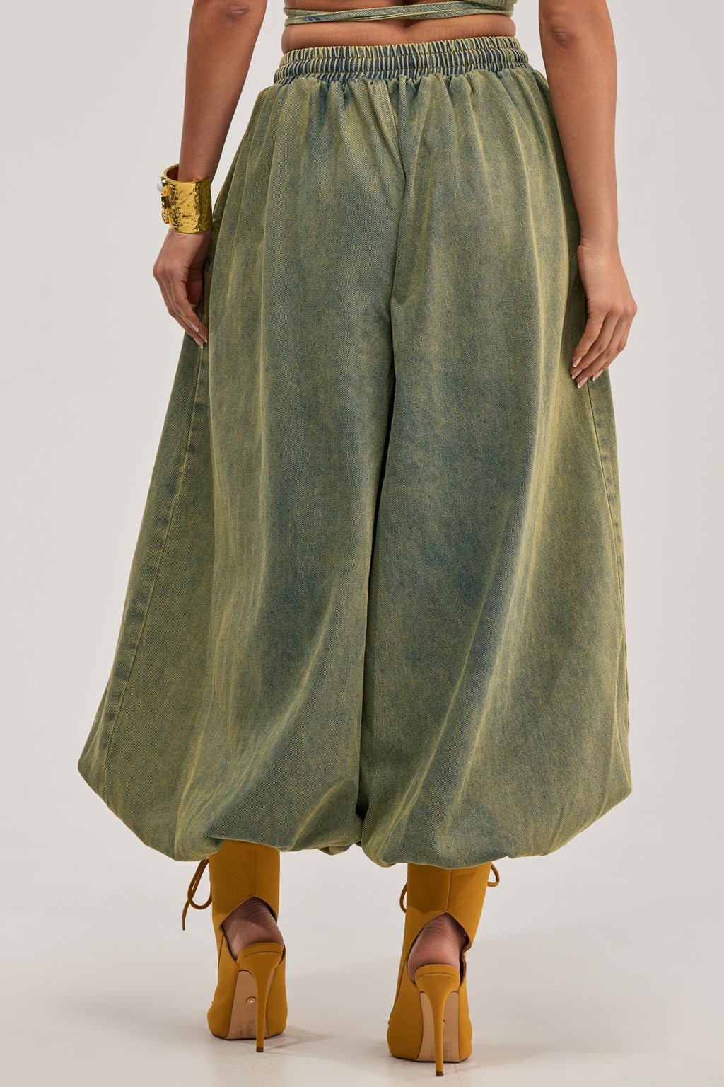 GUESS WHO BALLOON PANT IN DENIM