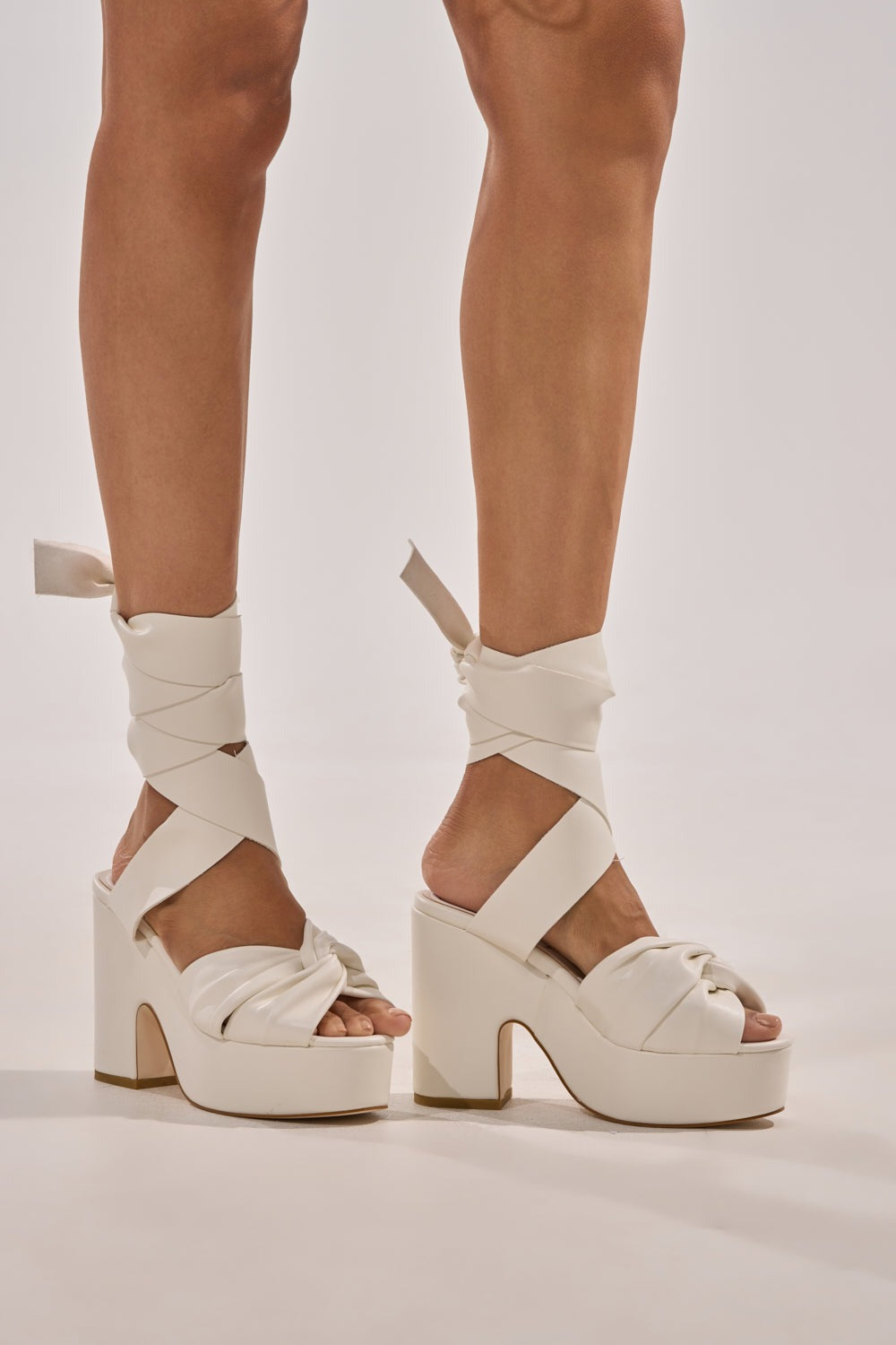 AZALEA WANG SAKI WHITE PU CHUNKY WRAP UP SANDAL