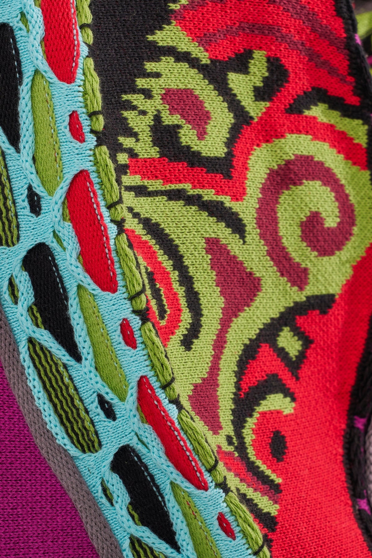 GET GROOVY SWEATER