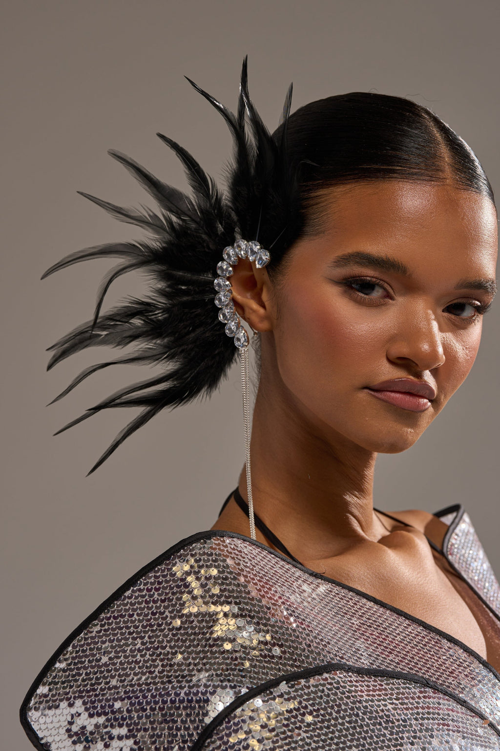 GLAM BIRD BLACK FEATHER EAR CUFF IN BLACK SILVER