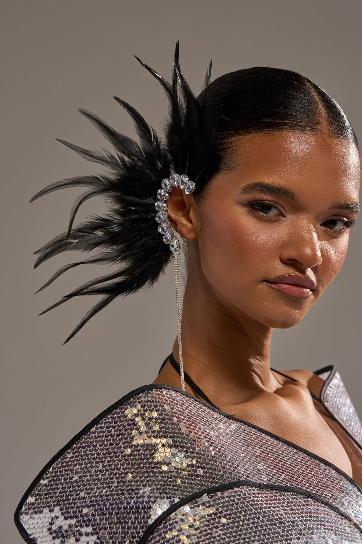 GLAM BIRD BLACK FEATHER EAR CUFF IN BLACK SILVER