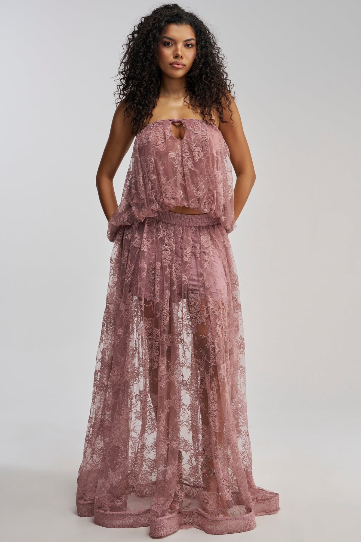 HANNAH LACE MAXI SKIRT IN MAUVE