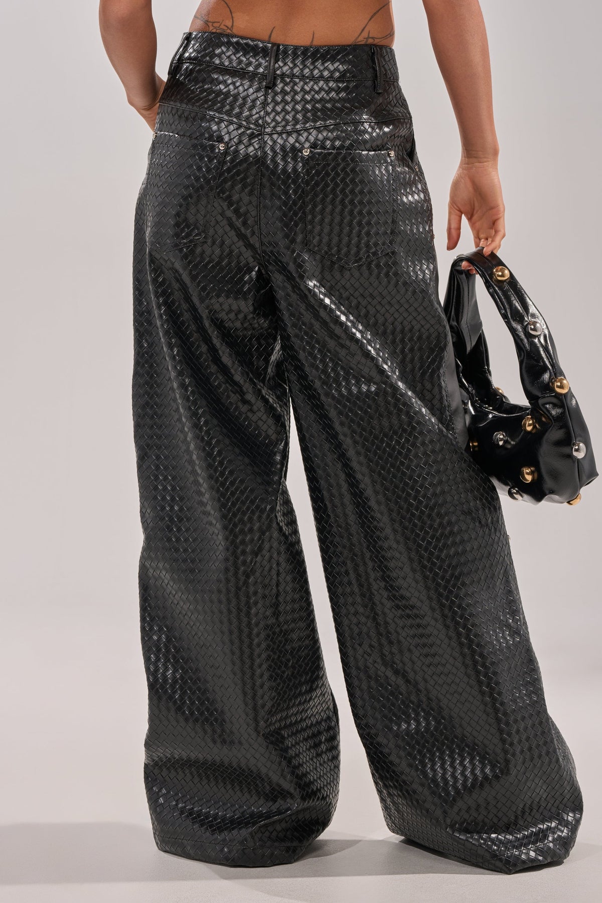 WILD TEXTURED FAUX LEATHER PANT