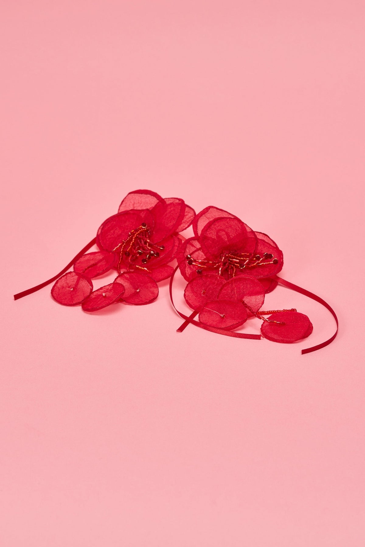 SIPPIN WINE EARRING