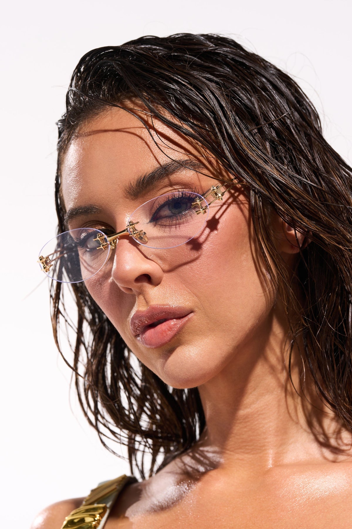 TREND DRIVEN GLASSES