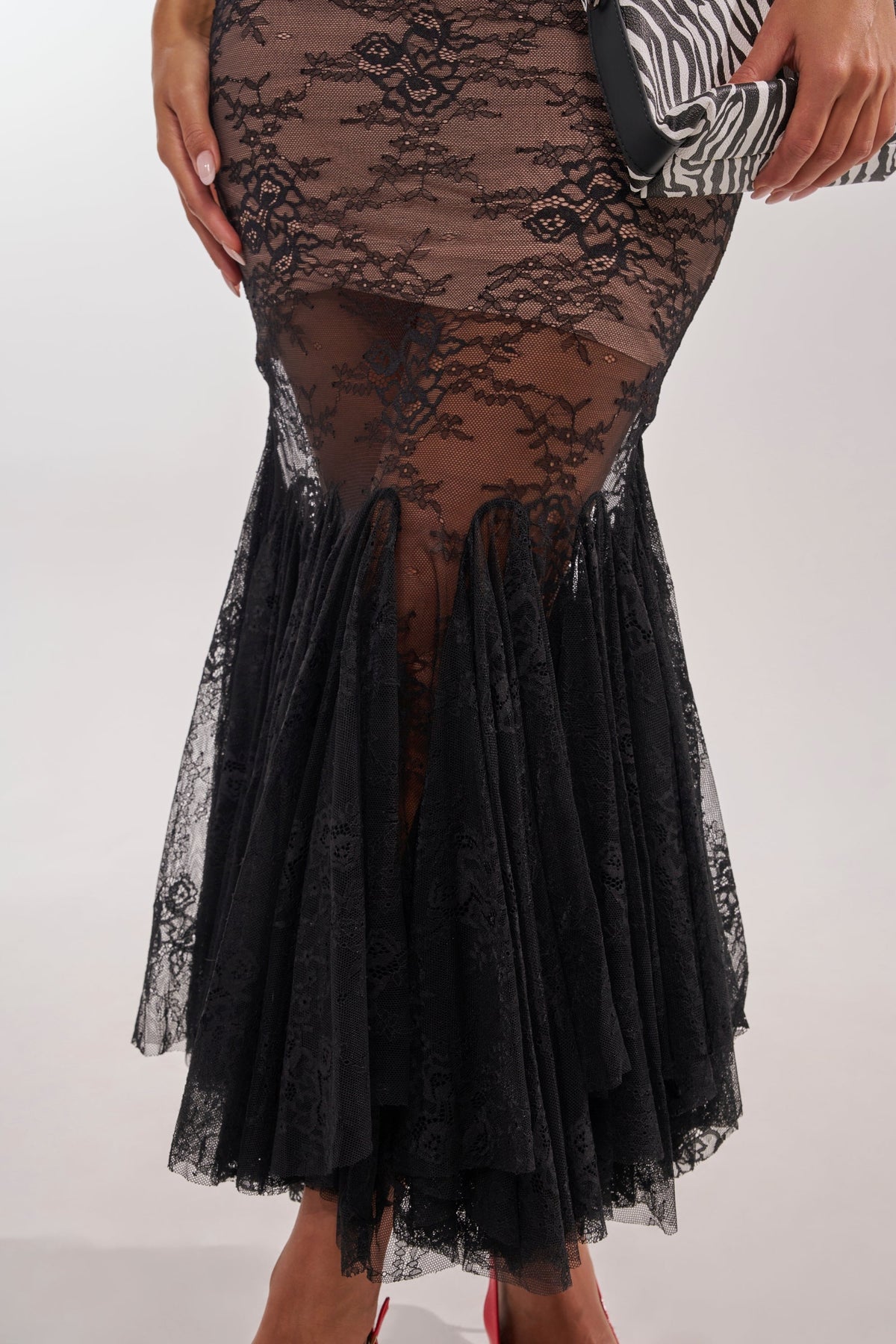 LAYUP LACE JERSEY MAXI DRESS IN BLACK